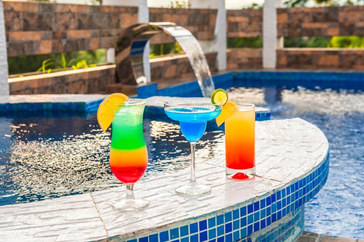 Hotel Boutique Papagayo 塔拉波托 外观 照片